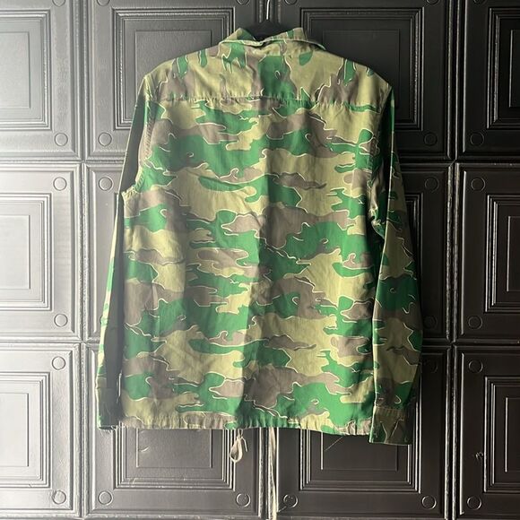 Banana Republic Camouflage jacket - Picture 2 of 3